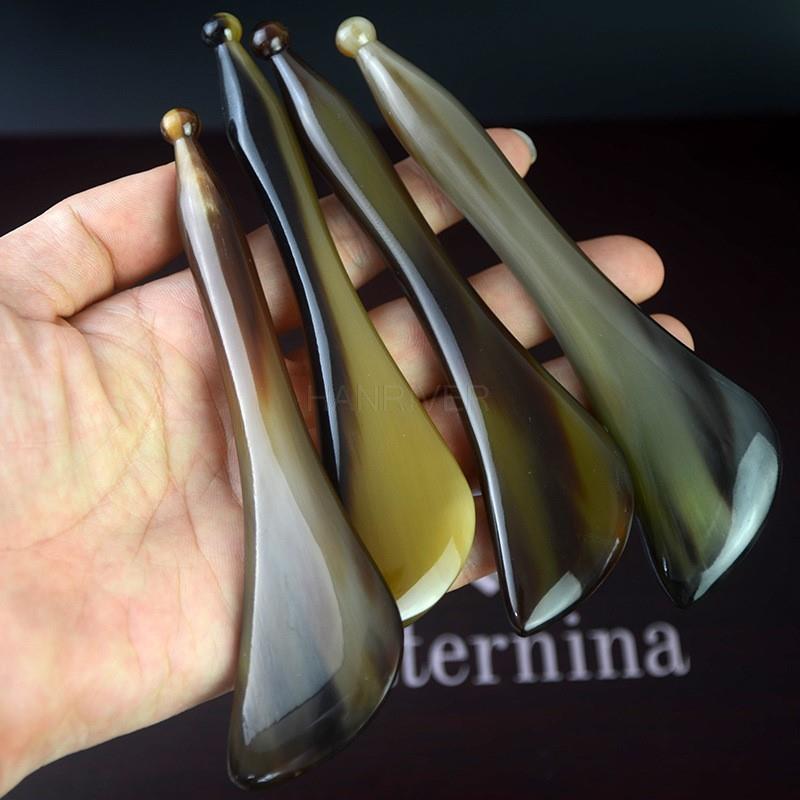 Natural Ox Horn Gua Sha Board Suitable for the Whole Body, Promoting the Flow of Meridians Neck and Leg Beauty Massage Board