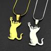 Liebliche Kätzchen fangen Schmetterlingskette für Damen Herren Edelstahl Goldfarbe Katze Kätzchen Naturlandschaft Halskette Schmuck Geschenke