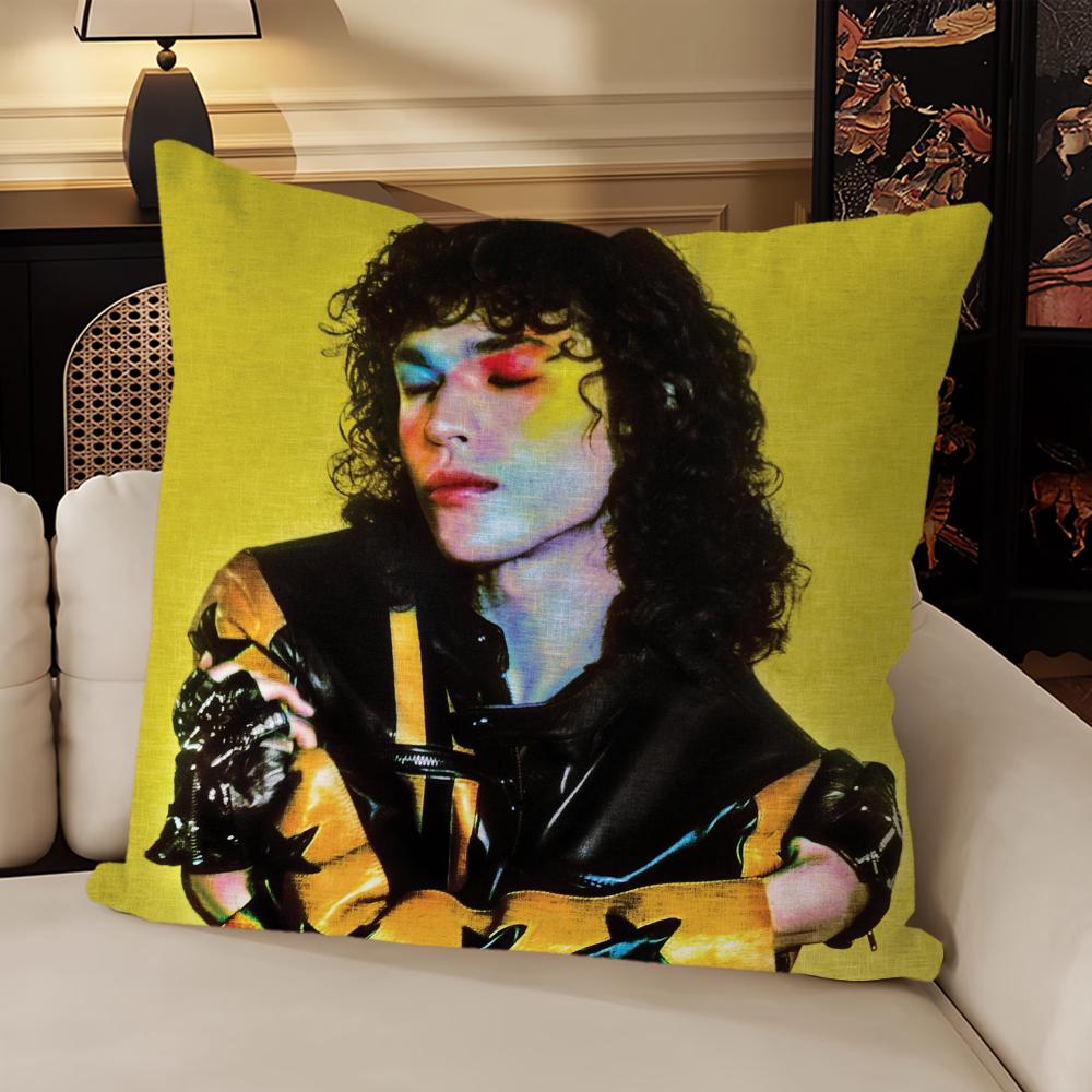 Sänger Conan Gray Feiertage Neue Kissenhülle Sofa Wohnzimmer Schlafzimmer Kopfteil Rückenlehne Kissen Quadratisches Kissen Nickerchenzeit