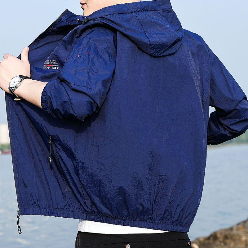 Breathable and Stylish Sun Protection Coat for Men Thin and Lightweight