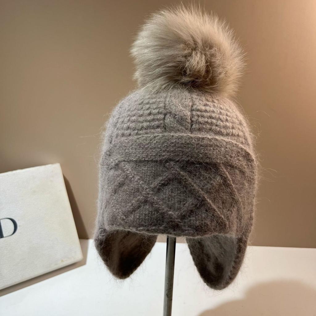 Fox Hairball Knitted Hat Winter Rabbit Plush Wool Ear Protector Hat Russian Outdoor Warm Rhombus Baotou Hat