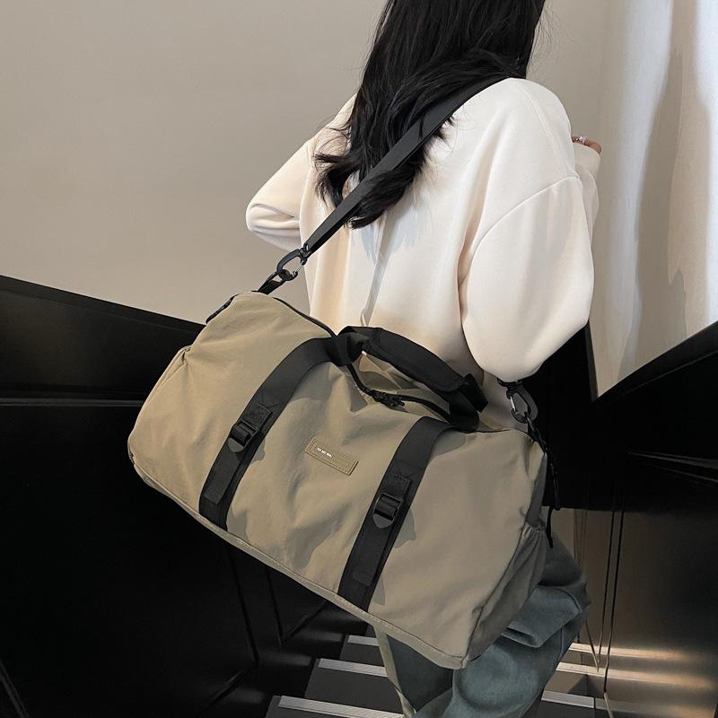 Large-capacity, Simple and Casual Carry-on Bag for Business Trips and Travel, and Simple Storage Bag for Commuting To Work