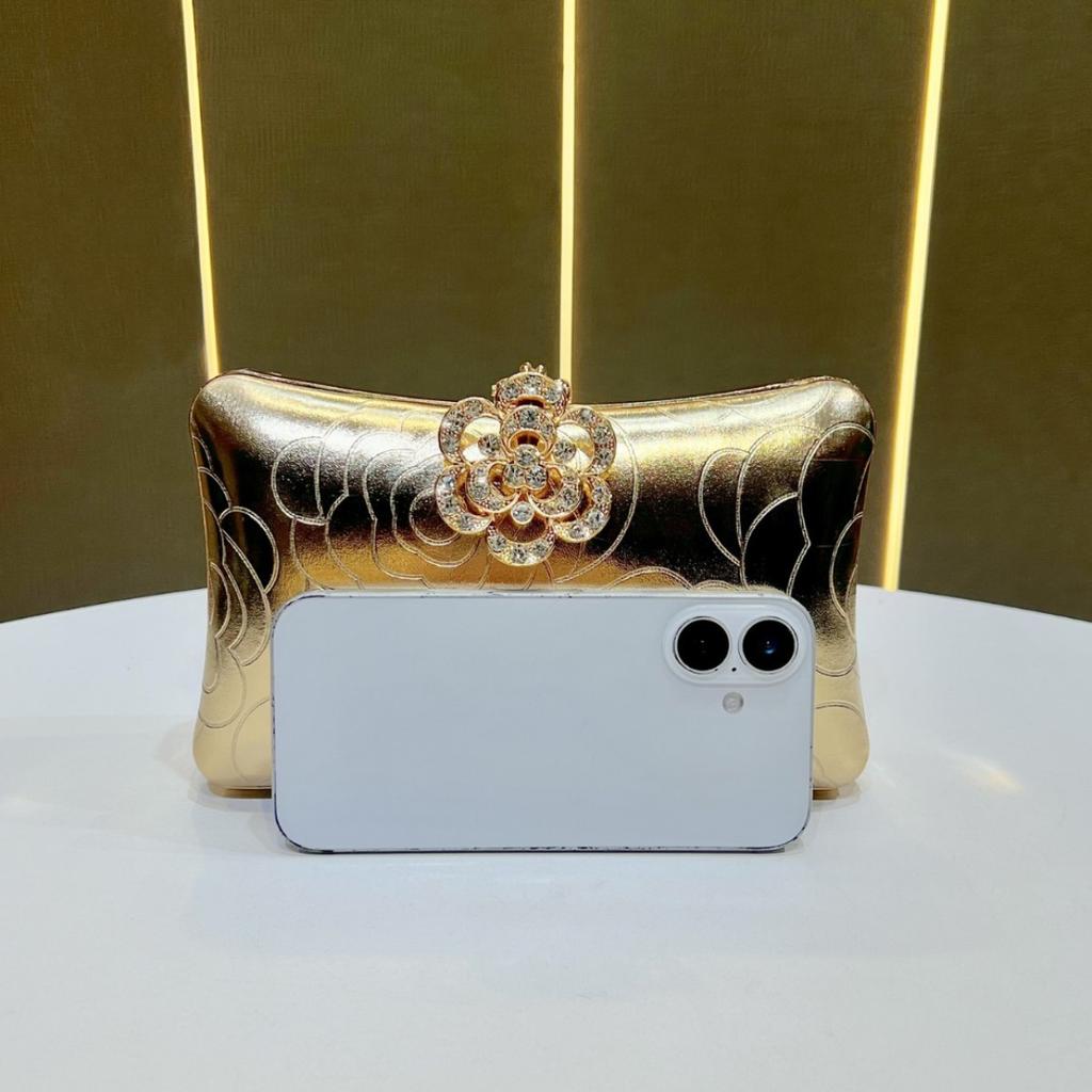 Borsa a pochette alla moda e di lusso leggero, Borsa a tracolla elegante, Borsa con catena tempestata di diamanti, Borsa da sera