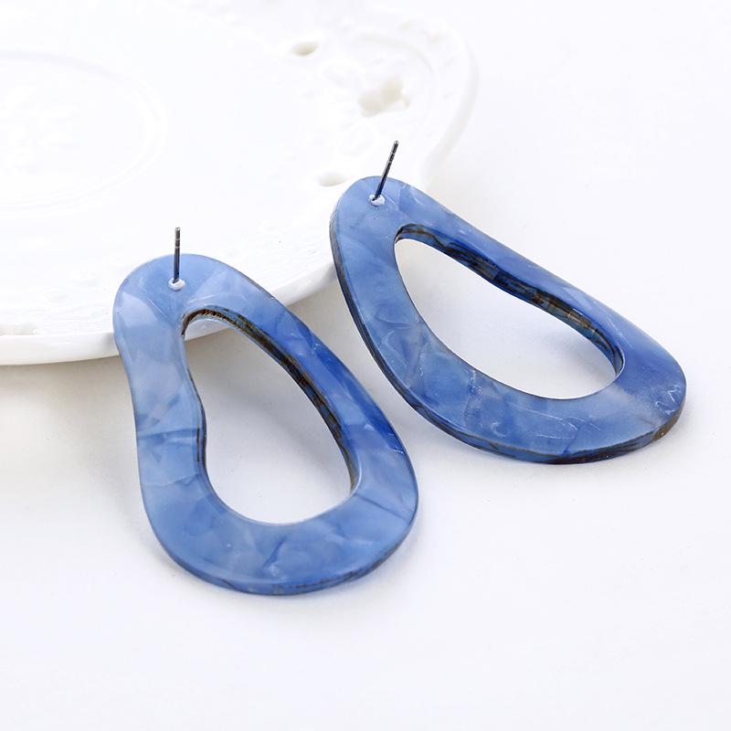 New European and American Retro Oval Acrylic Earrings with Imitation Marble Pattern, Personalized and Versatile Earrings