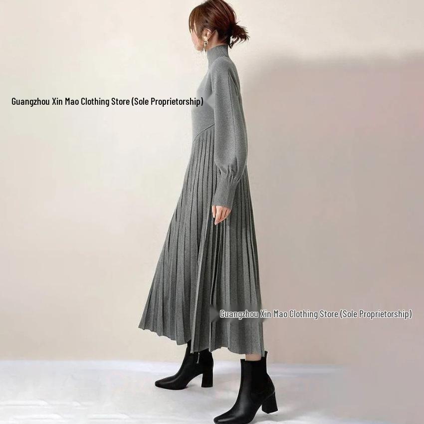Auf Lager: 2025 Herbst/Winter Hoher Hals Patchwork Akkordeonfalten Langes Graues Pulloverkleid
