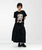 LAUGHER [Betty Boop] Queen T-Shirt - Black