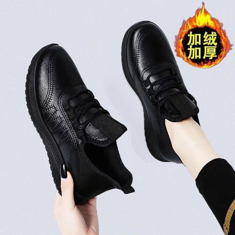 Black flat-soled soft-soled waterproof, oil-proof and non-slip, not tired of standing for a long time, shoes women's shoes, women's shoes
