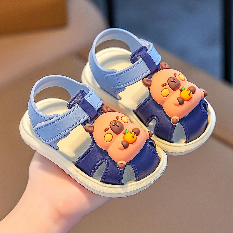 

Летние новые сандалии для мальчиков, пляжная обувь и детская нескользящая обувь для ходьбы 17