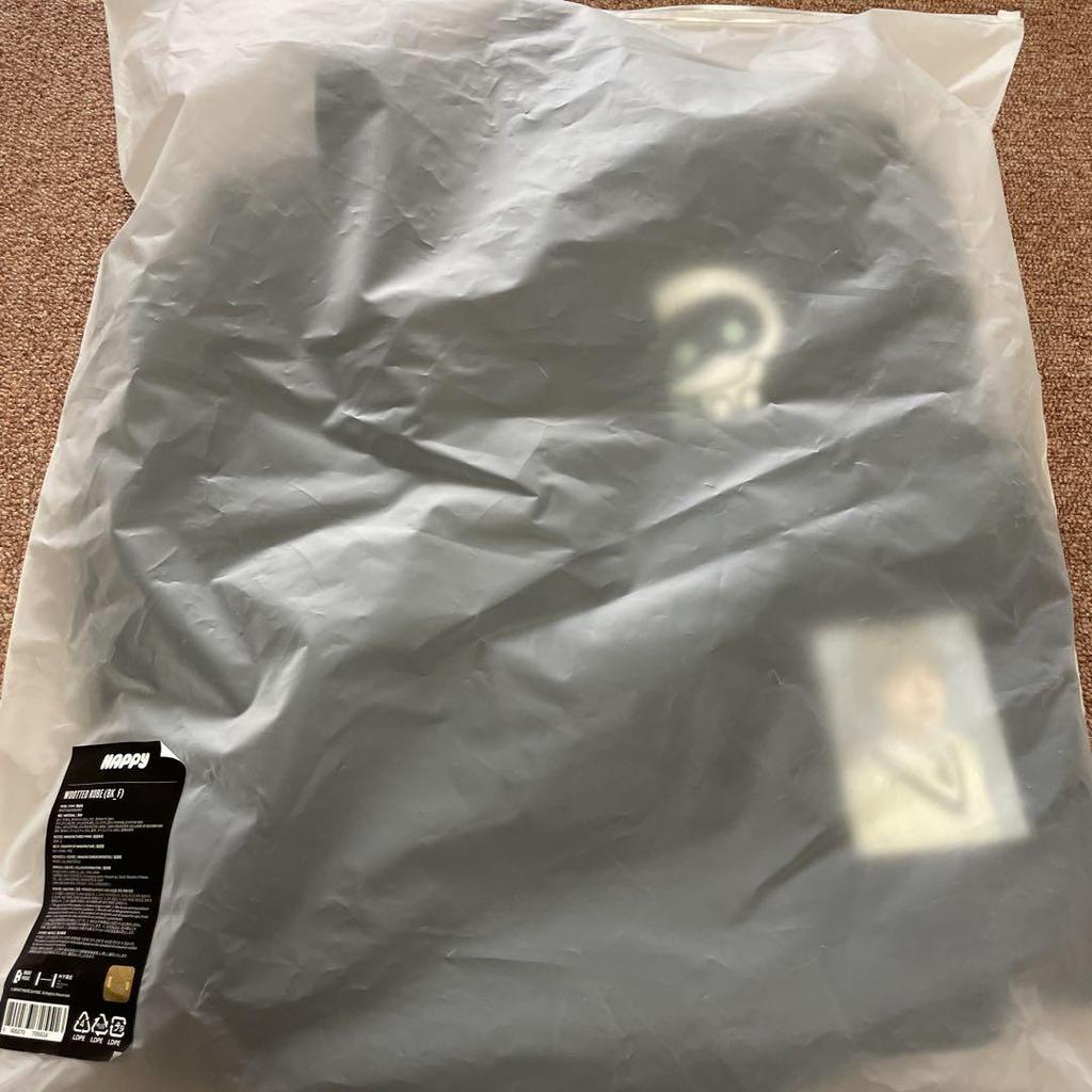 [USED] BTS JIN Wootted Robe (BK_F) + Photo Card