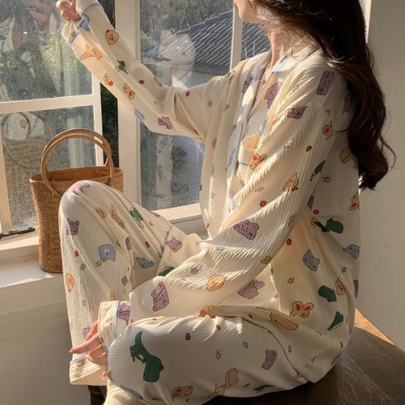 Elegant Sweet Romantic Women's Pajamas Cartoon Print Wrinkled Cloth Sleepwear New Fall Fashion Nightwear