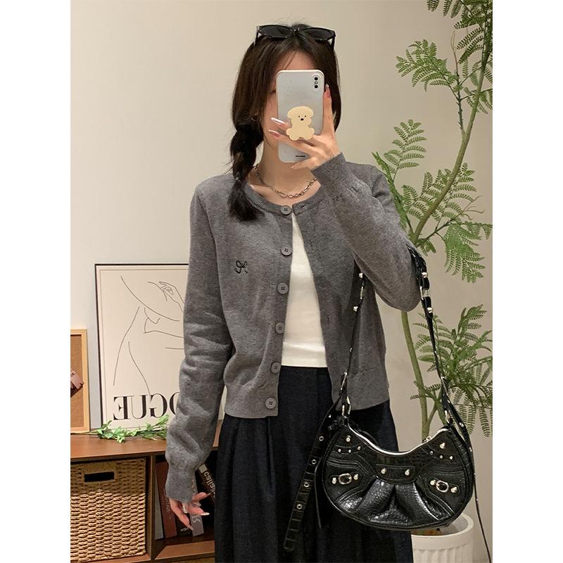 Long-sleeved knitted cardigan with embroidered bow slim-fitting and thin autumn new beautiful coat small