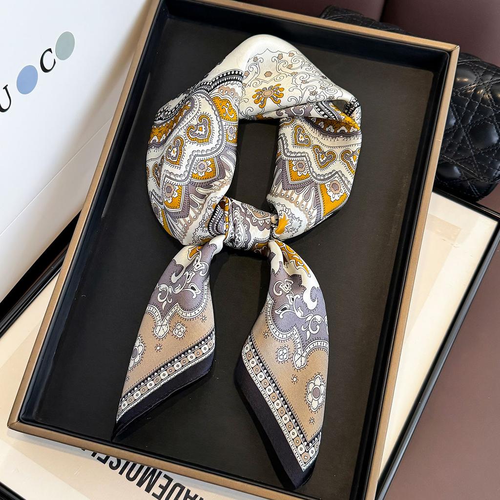 Fashion 100% Nature Real Silk Square Scarf Women Female Foualrd Neckerchief Summer Beach Scarves Shawl Bandana Hijab Pashmina