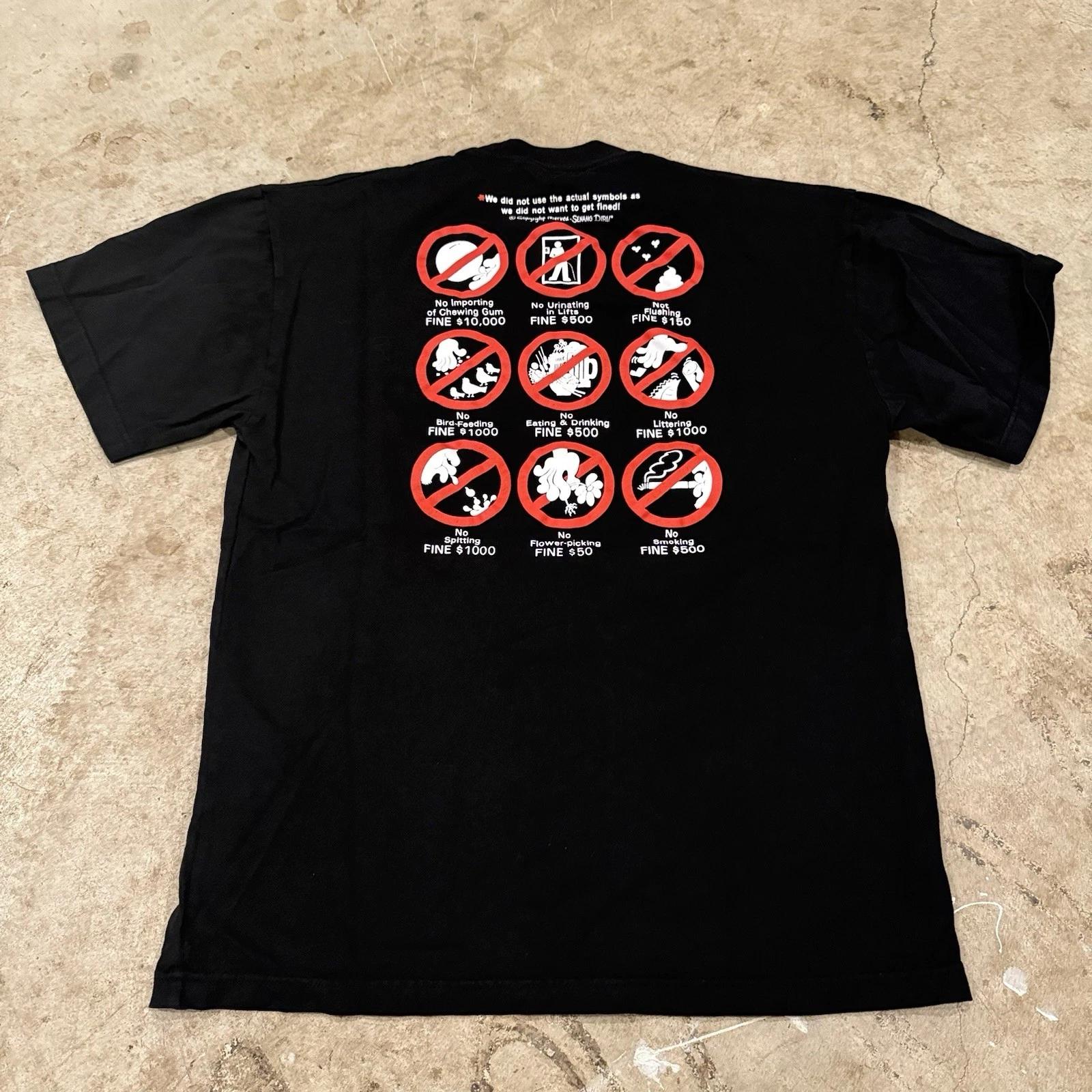 Singapore the fine city puff print black graphic tee Large 2XL