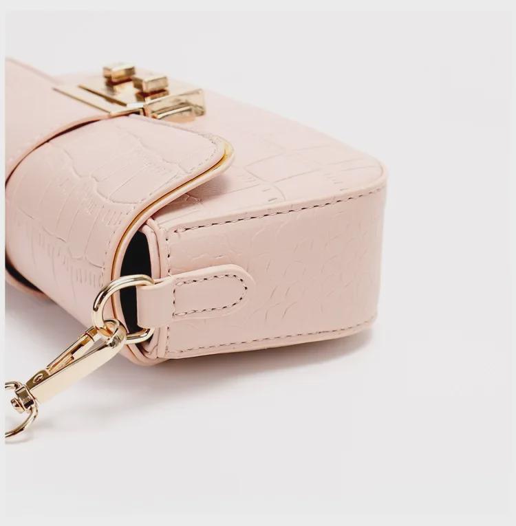 2025 Women's Spring/Summer Shoulder Messenger Bag: Original, Simple, Versatile, Small Square Bag