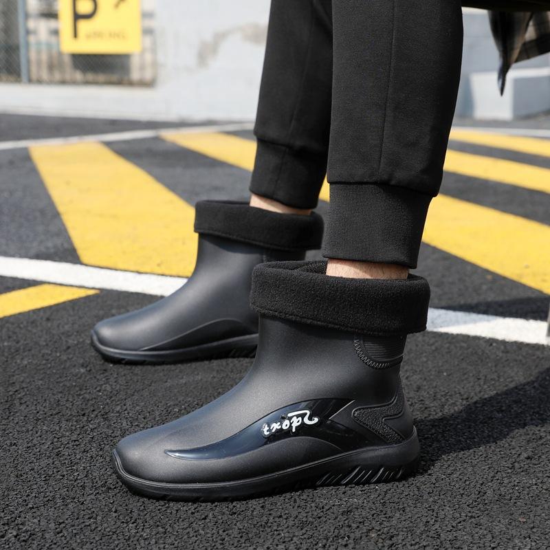 Modische Regenschuhe kurze Wasserschuhe flache Sohle warme wasserdichte Stiefel kurze Studenten-Gummischuhe Herren-Überschuhe