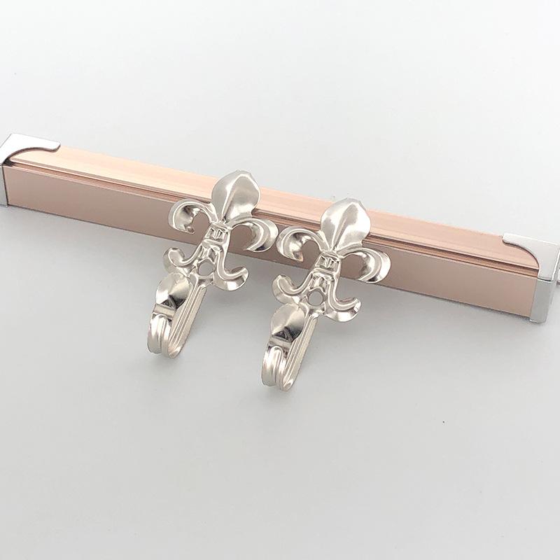 Eisen Kleiner Blumenhaken Vorhanghaken Vorhangzubehör Schlafzimmer Mantel- und Huthaken Metall Vorhang Wandhaken