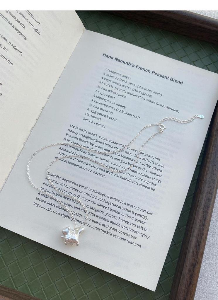 S999 Sterling Silver Cute Cat Necklace for Women - Korean Style 3D Small Cat Pendant on Light Luxury Clavicle Chain