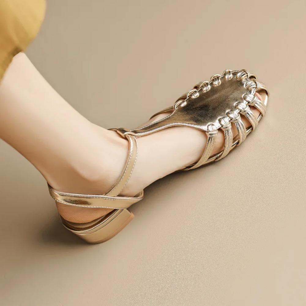 Sapatos Sandália Feminina Mulheres Meninas Bege Novo Verão Conforto Baixo Retrô Flat Tira Traseira Salto Quadrado Borracha PU Escândalos Sólido C
