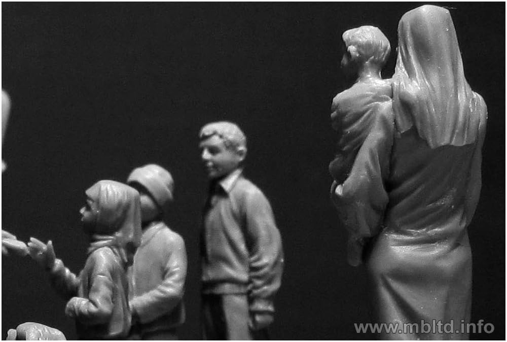 Master Box 1/35 American Armored Vehicle with 2 Soldiers + Middle Eastern Woman & Child Plastic Model Kit MB35159