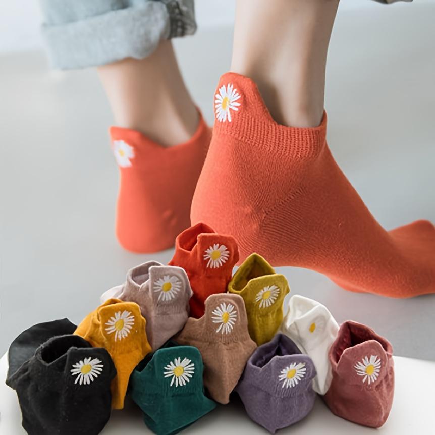 6 Pairs Elegant Floral Women's Ankle Socks | Breathable Stretchy No-Show Boat Socks Machine Washable for Casual & Athletic Wear
