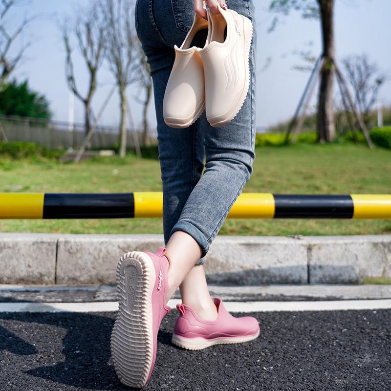 European and American Shallow Mouth Rain Shoes Female Internet Celebrity Fashion Low-top Short Tube Non-slip Waterproof Shoes Kitchen Work Rubber Shoe