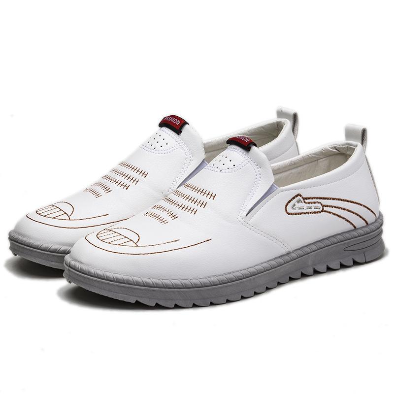 Men's Leather Shoes Spring and Summer New Soft Sole One-foot Kick Shoes Breathable Men's Shoes Comfortable Casual Shoes