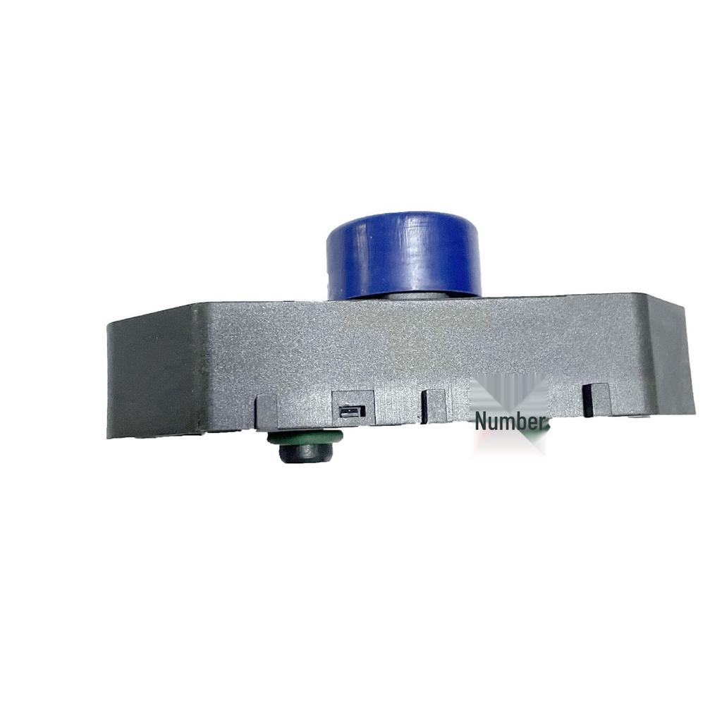 Dongfeng Tianlong/Tianjin Dryer 3682610-92300 Dual Air Pressure Sensor (Integrated APU)