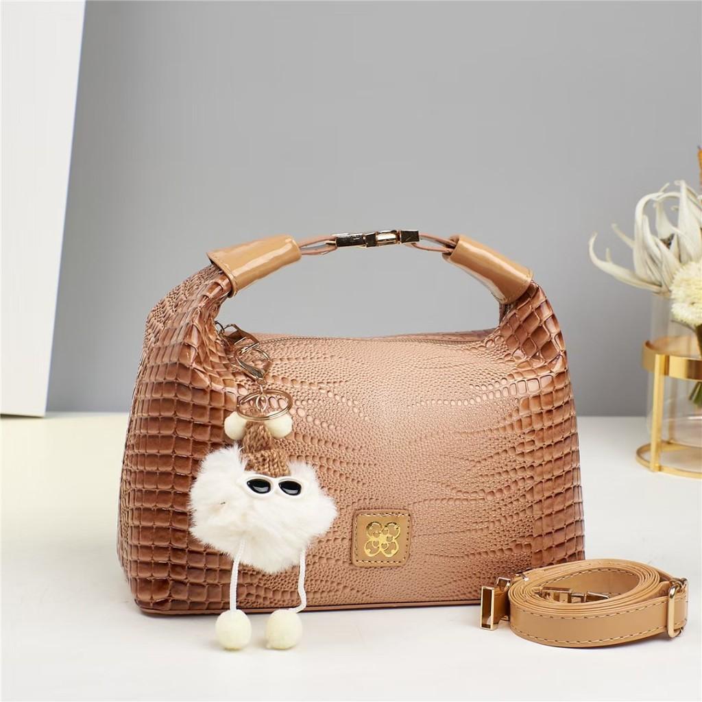 Borsa a tracolla a forma di cuscino in PU per lo stile quotidiano con scomparti multipli