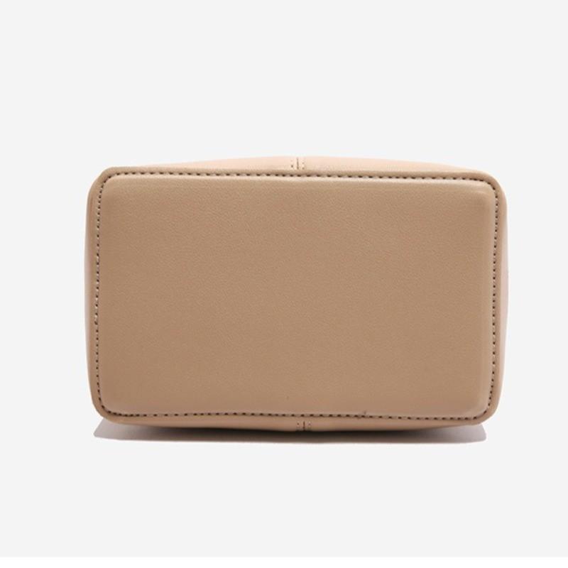 IELGY Simple French Underarm Bag Fresh Fashionable All-Match Crescent Bag