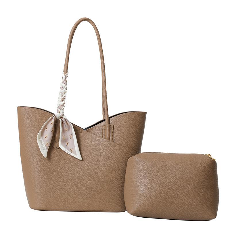 Geantă de capacitate mare Trendy pentru femei, la modă, portabilă, de umăr Geantă tote versatilă de nișă, high-end, pentru navetă