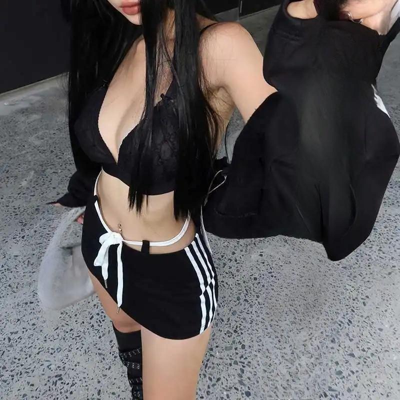 Y2K European and American women's lace up slim fit street girl half skirt hollowed out casual solid color short skirt