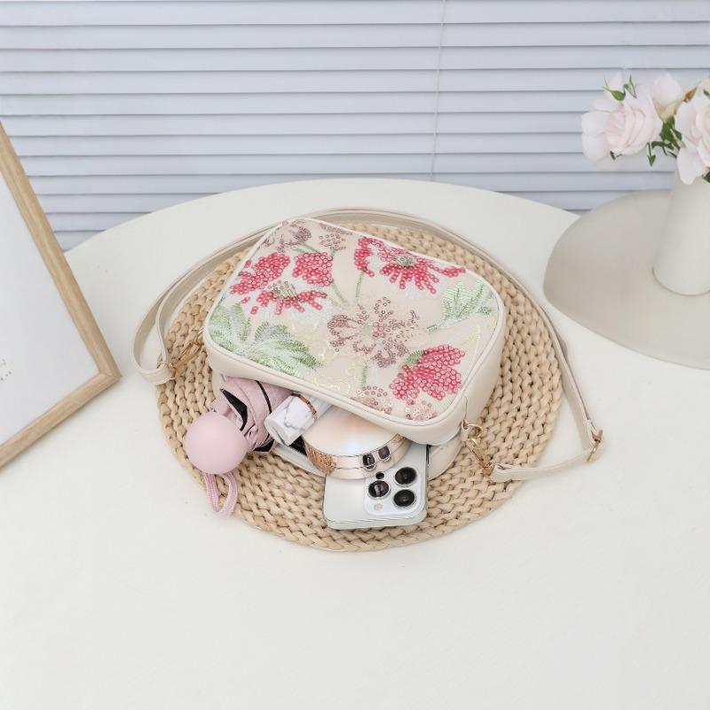 New Floral Embroidery Sequined Women's Bag Casual Versatile Bag Commuter Shoulder Messenger Women's Bag