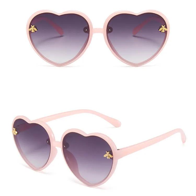 Fashion Love Heart Kids Sunglasses New Children Cute Pink Cartoon Bee Outdoor Protection Sun Glasses Girls Baby Gradient Eyewear