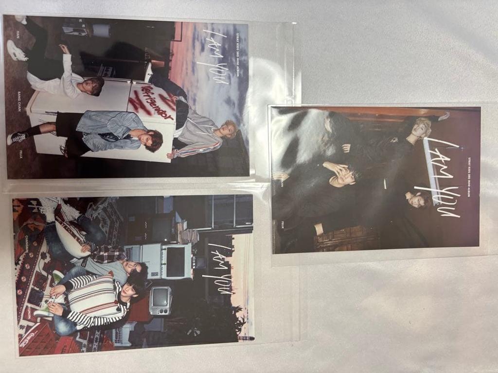 [USED] Stray Kids I Am You Postcards (12 cards)