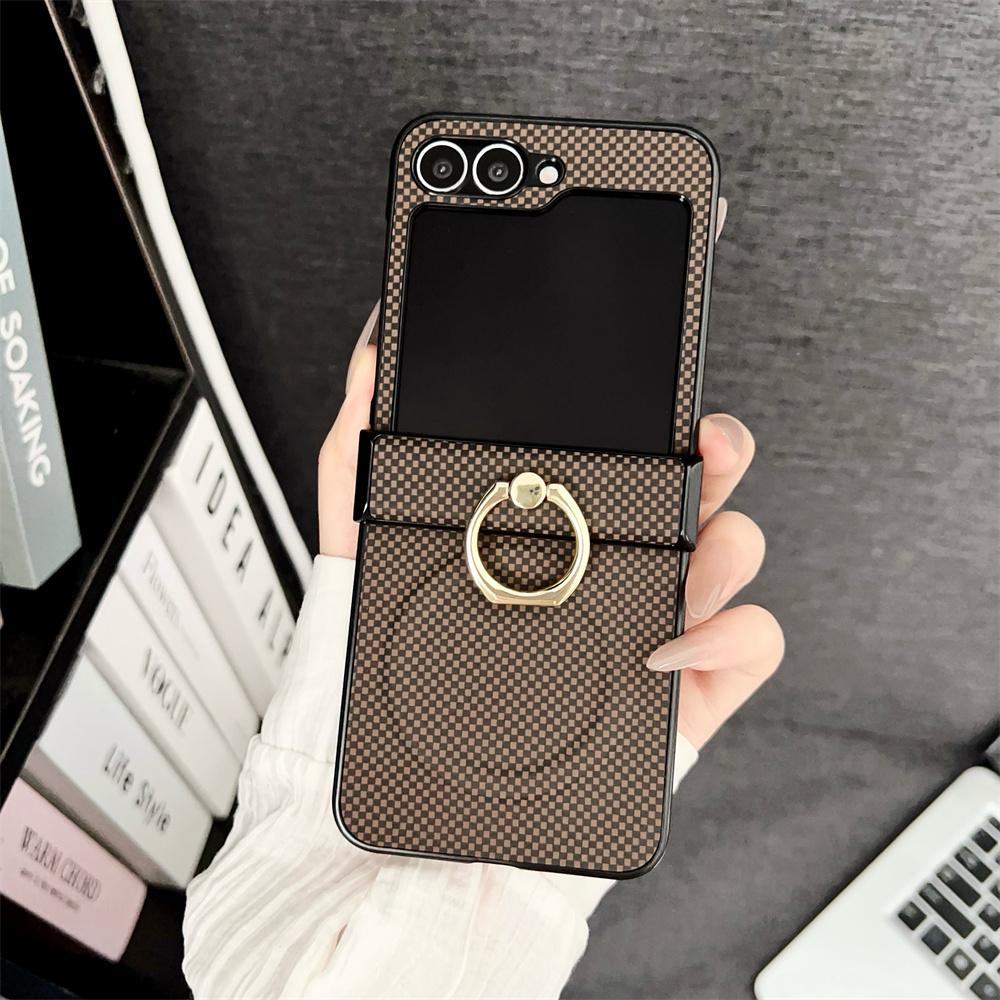 

Carbon Fiber Leather Magnetic Phone Case for Samsung Galaxy Z Flip 7 6 5 4 3 Flip7 FE with Hinge Protection Ring Holder Galaxy Z Flip6 коричневий