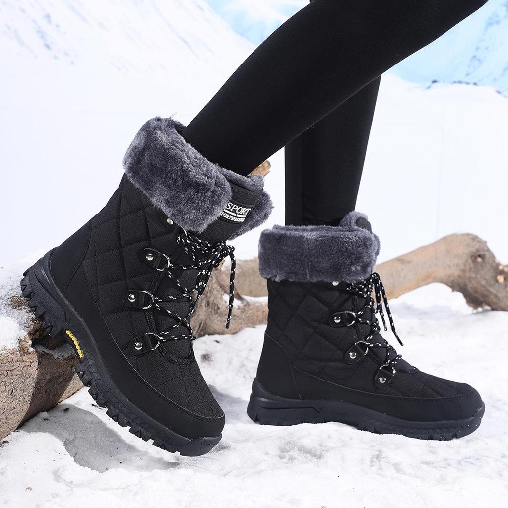 Women's Size 42 Warm Velvet-Lined Winter Snow Boots - Non-Slip, Wear-Resistant, Cold-Resistant Cotton Shoes.