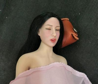 Spielzeug Hobbys Maßstab Actionfigur kompatibel mit TBLeague und anderen perlweiß geschlossen offenem Mund schüchtern lang schön asiatischer weiblicher Kopf und Kleidung nicht