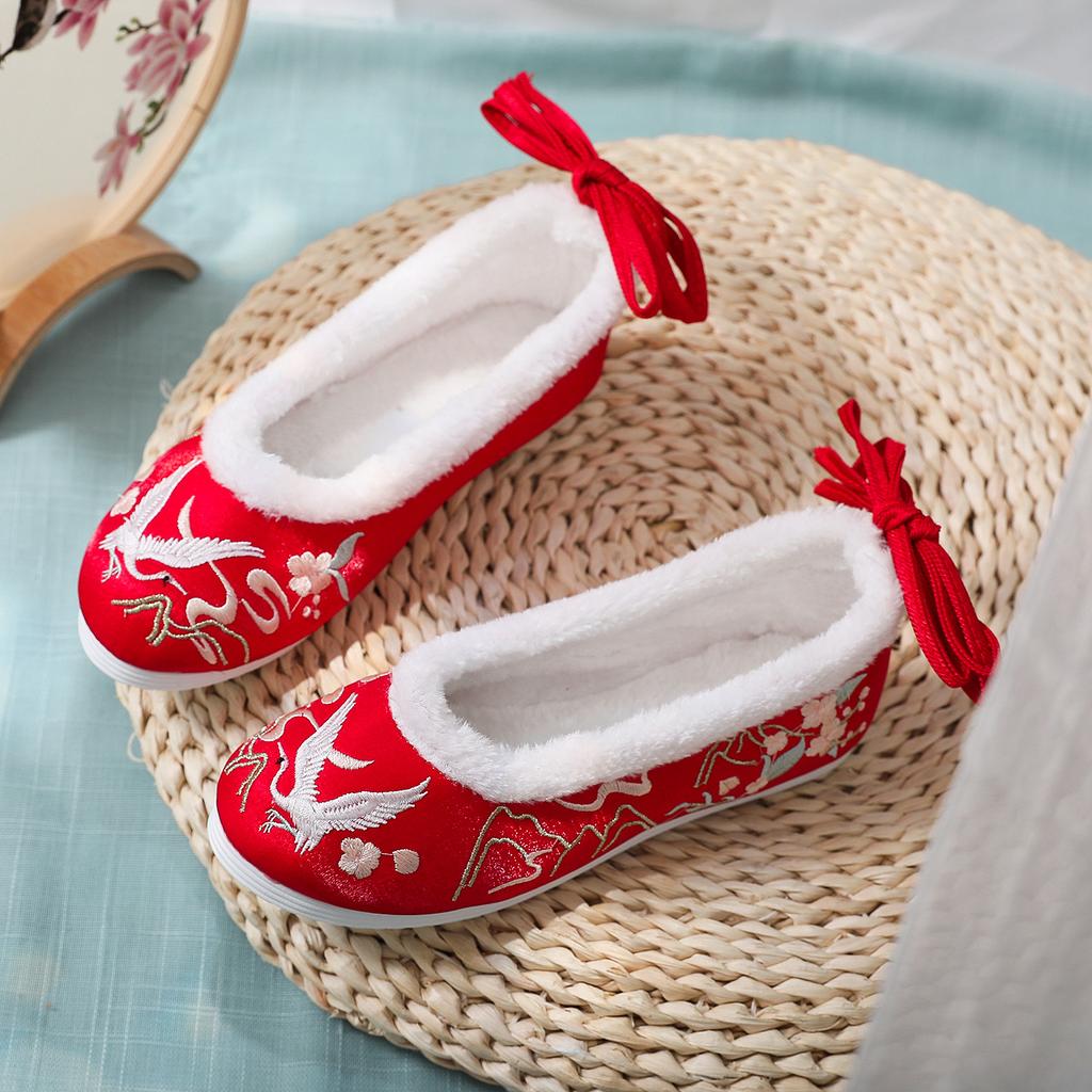 Maokou has fairy, new flat-soled bow shoes, new antique lace-up shoes, embroidered shoes, Hanfu shoes, cloth shoes.