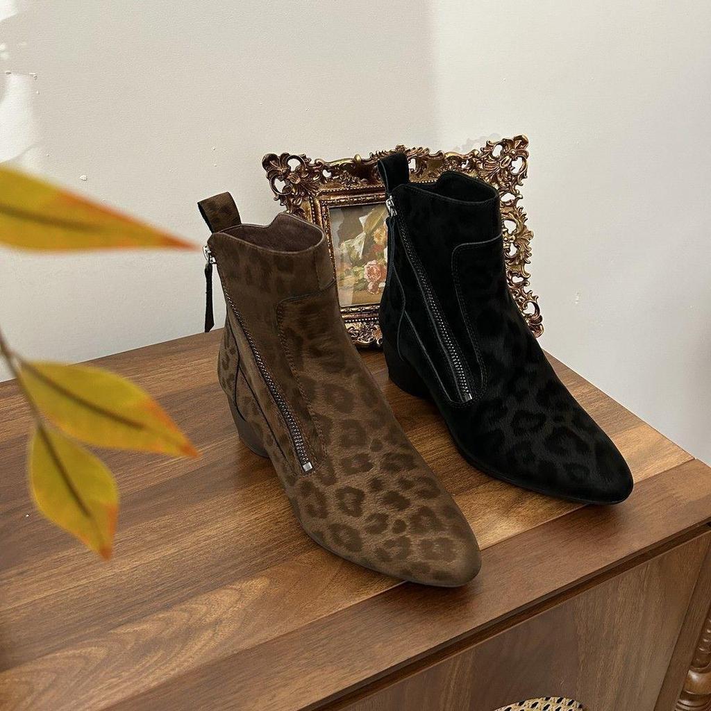 Genuine Leather French Retro Ankle Boots for Women - 2025 Autumn/Winter, Pointed Toe Wedge Heel, Soft Leopard Print Sole.