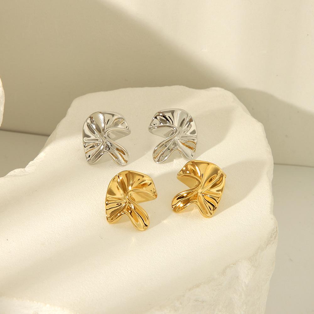 18K Gold Stainless Steel Irregular Pleated Flower Twist Stud Earrings - French Retro Style for Daily Wear