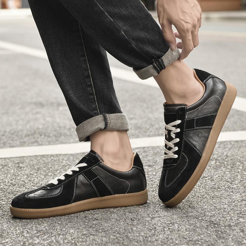 Fashion 2024 Lace-Up for Men Skate Shoes Genuine Leather Business Men Casual Shoes Outdoor Mens Sneakers Male Comfortable Walking Shoe