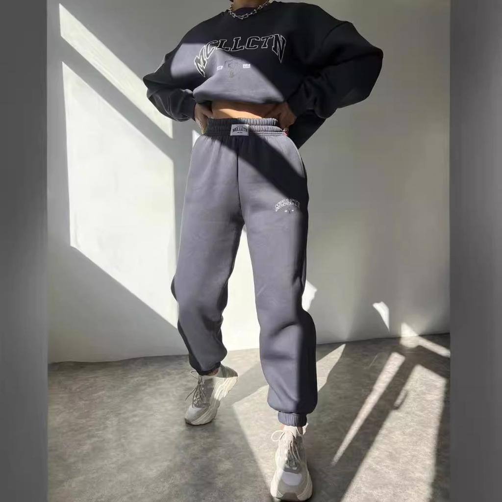 Women's Loose Fit Two-piece Matching Set Long Sleeve Sweatshirt Drawstring Waist Sweatpants Letter Print Casual Tracksuit
