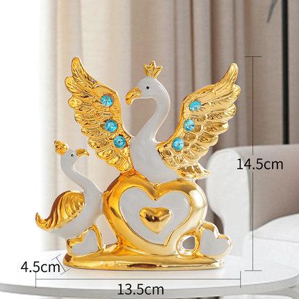 Gold Swan Love Porcelain Figurines, European Wedding Decor Crafts, Ceramic Creative Room Decoration, Handicraft Crafts