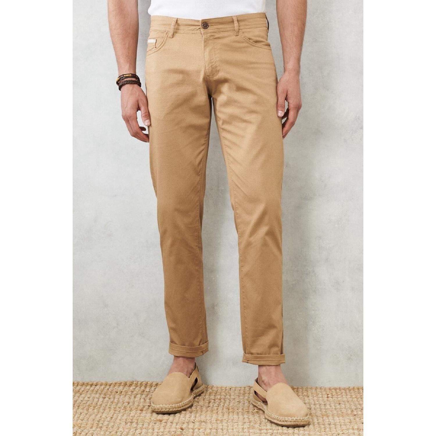 

Мужские брюки-чинос светло-коричневого цвета Slim Fit с 5 карманами 46 серый