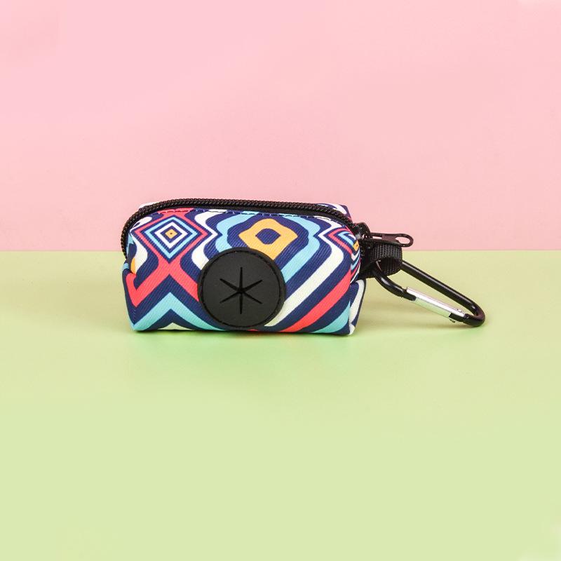 Přizpůsobitelné pouzdro na sáčky na psí exkrementy