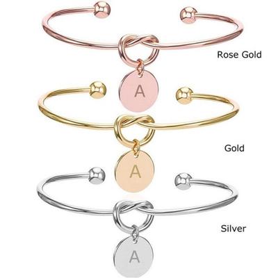 26 Buchstaben Armband für Frauen Modisches Geometrisches Knoten Öffnungsarmreif Minimalistischer OL-Stil Handschmuck Accessoires Handkette