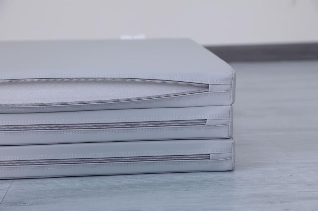 Gymnastic mattress Satellite 180x100x5 cm three-piece - grey