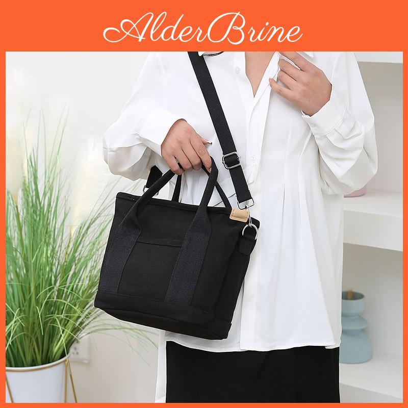 Multicompartment Canvas Handbag For Students With Durable Fabric For Commuting