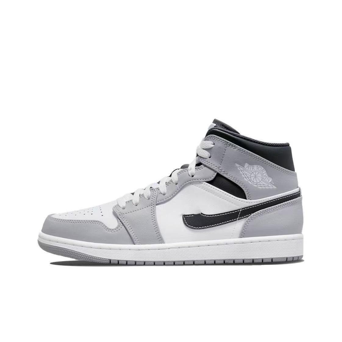

Shoes pure original AJ medium help soot trend black and white panda black and red basketball shoes obsidian sports shoes men and women 36