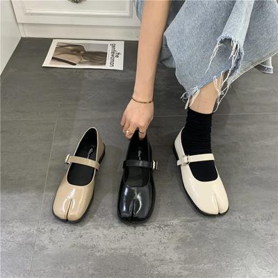 Autumn Women New Split Toe Mary Jane Flats Outdoor Anti Skid Ladies Pumps Female Retro Daily Novelty Solid Shoes Zapatos